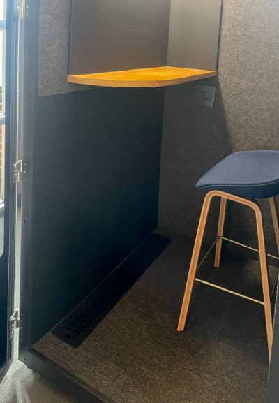Room Black  Single Person Booth  - 24916 - Image 2